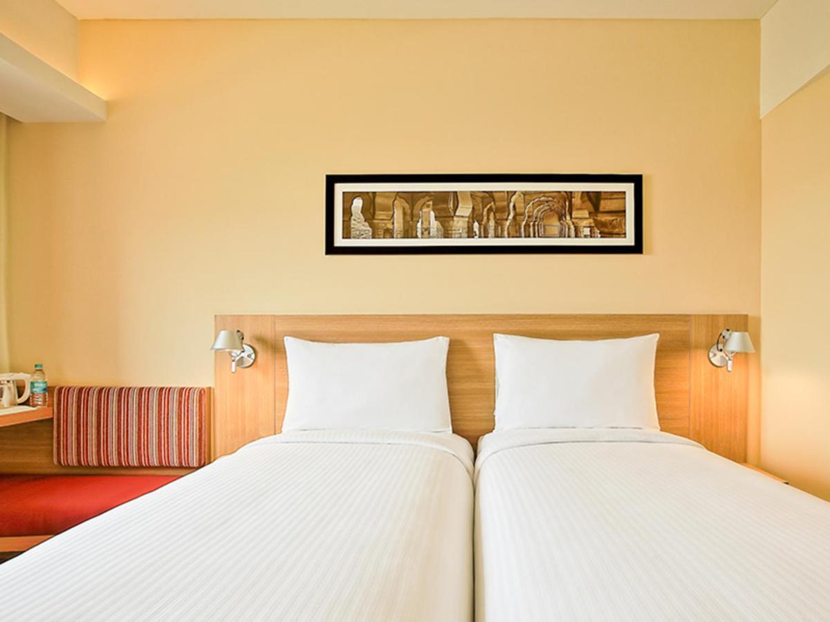 Ibis Hyderabad Hitec City - An Accor Brand Exterior photo