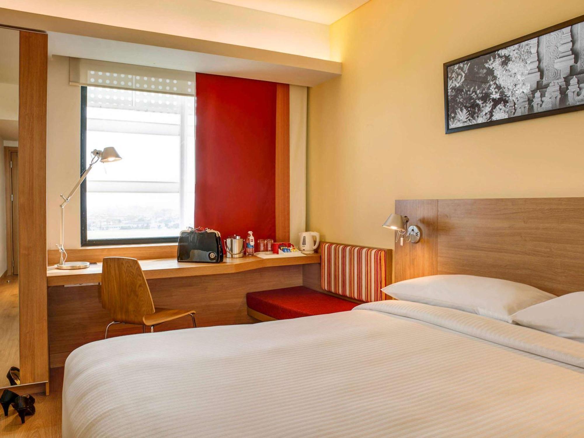 Ibis Hyderabad Hitec City - An Accor Brand Exterior photo