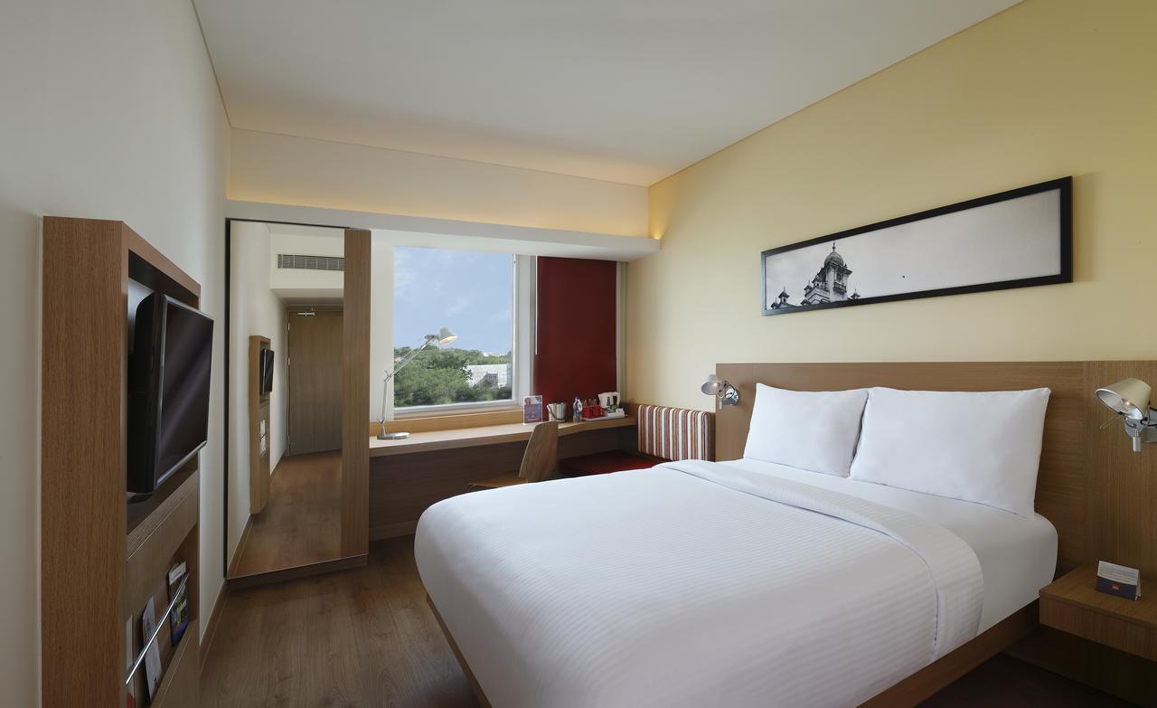 Ibis Hyderabad Hitec City - An Accor Brand Exterior photo